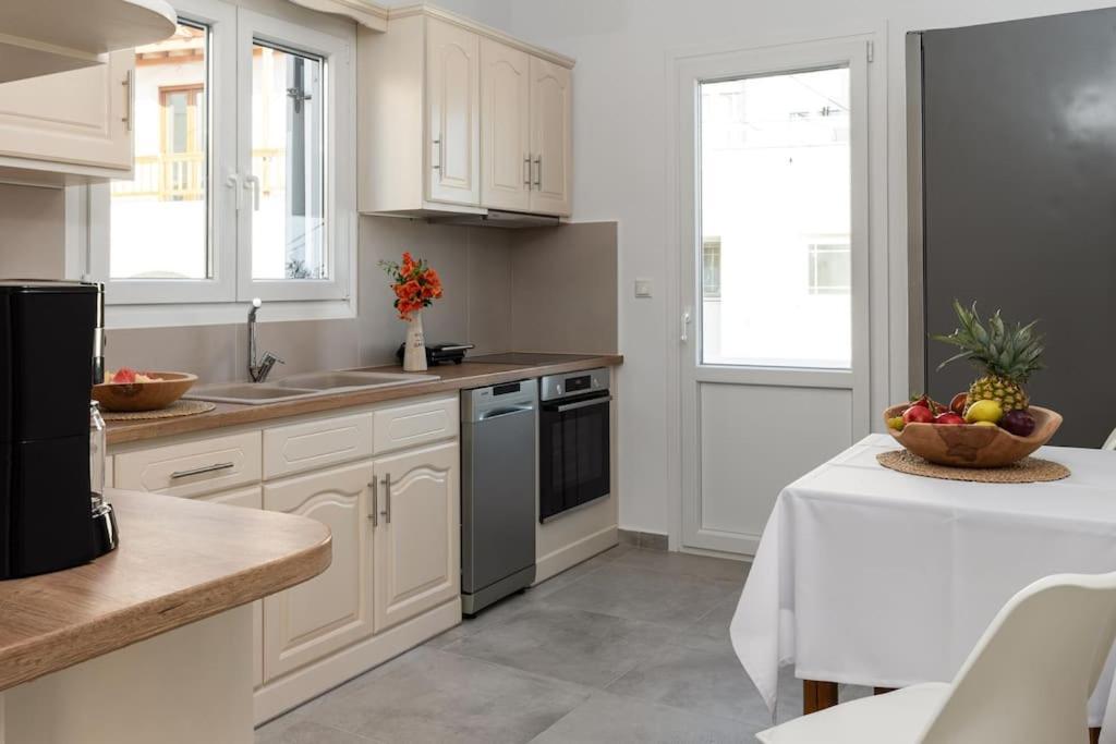 Naxian Sun Apartment Naxos City Eksteriør billede